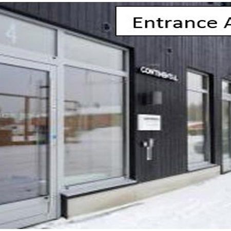 Continental Apartment Hotel Knivsta Knivsta  エクステリア 写真
