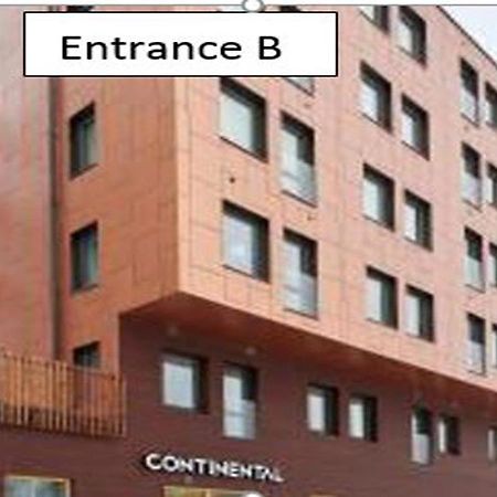 Continental Apartment Hotel Knivsta Knivsta  エクステリア 写真