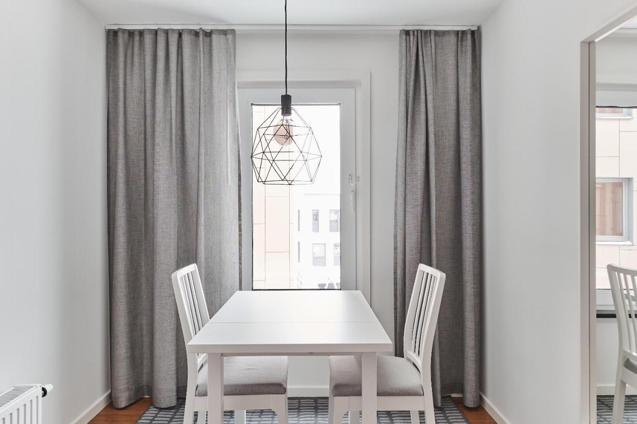Continental Apartment Hotel Knivsta Knivsta  エクステリア 写真