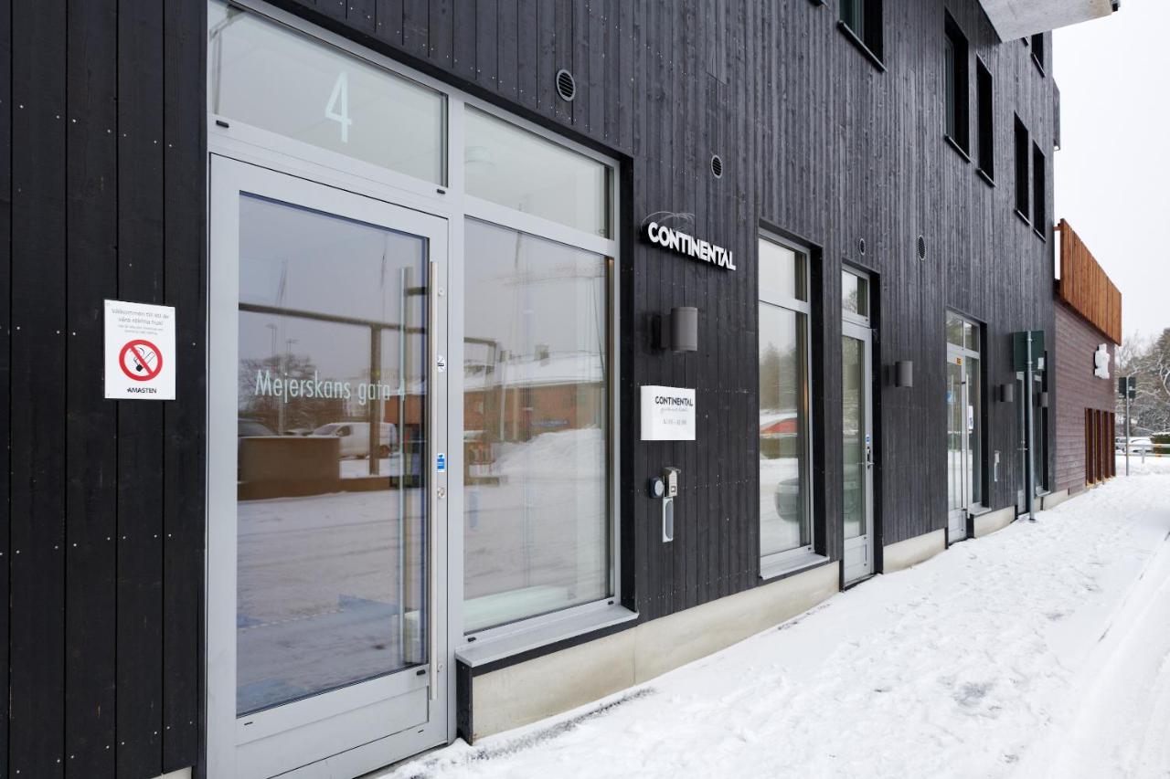Continental Apartment Hotel Knivsta Knivsta  エクステリア 写真
