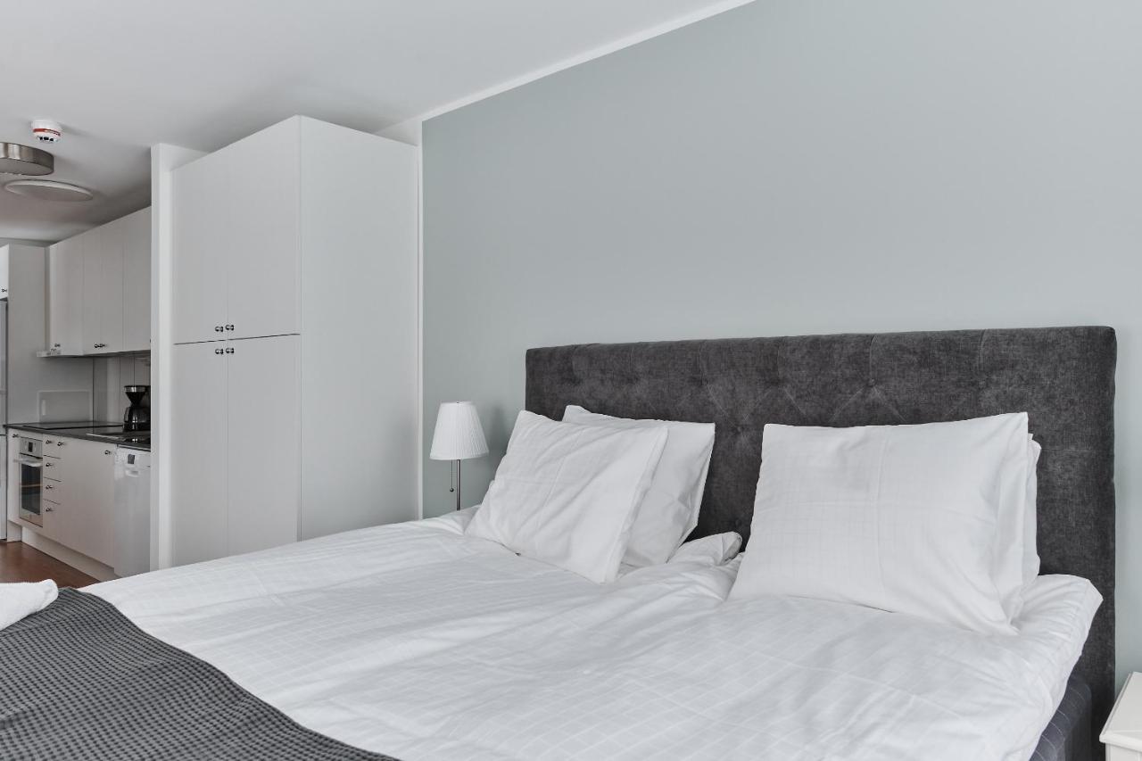 Continental Apartment Hotel Knivsta Knivsta  エクステリア 写真
